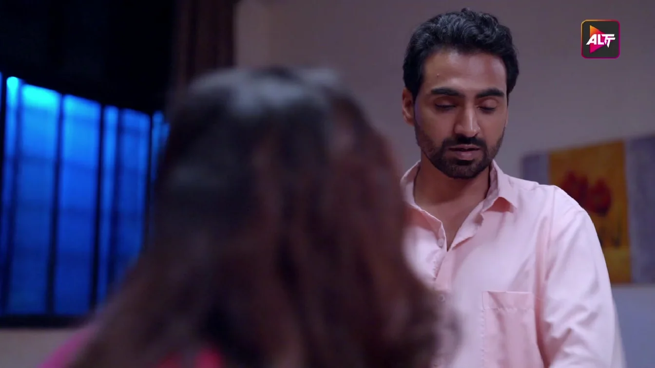 Utha Patak S04 E19-20 AltBalaji